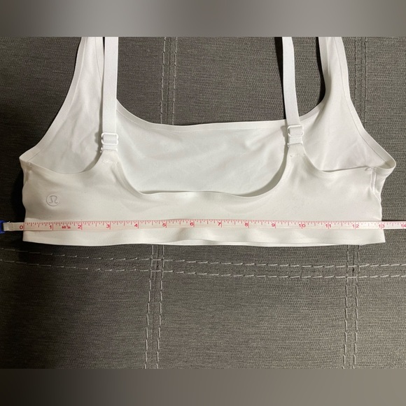 LULULEMON- Wundermost Ultra-Soft Nulu Scoop-Neck Bralette white
A-D Cups - Picture 5 of 5